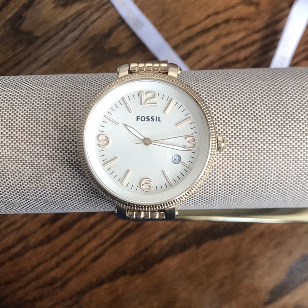 Gold fossil women’s watch